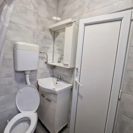 Apartament Kod Gorana 1 *